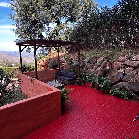 Casa De La Mairena *